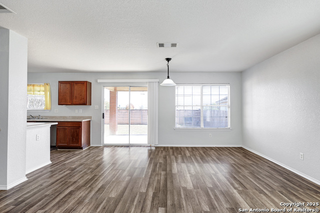 Image 7 of 28 For 10602 Butterfly Flt