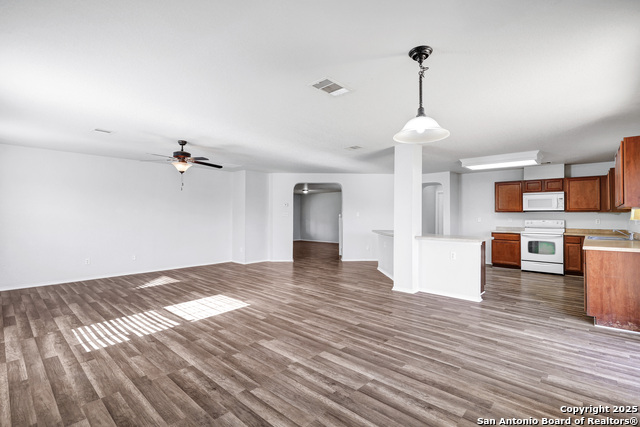 Image 9 of 28 For 10602 Butterfly Flt