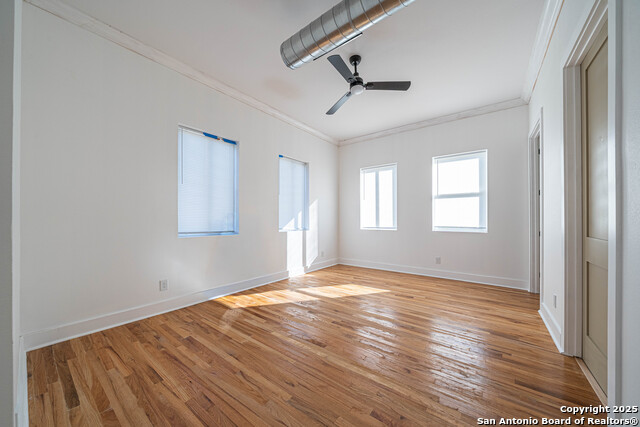 Image 18 of 48 For 118 Clark Ave