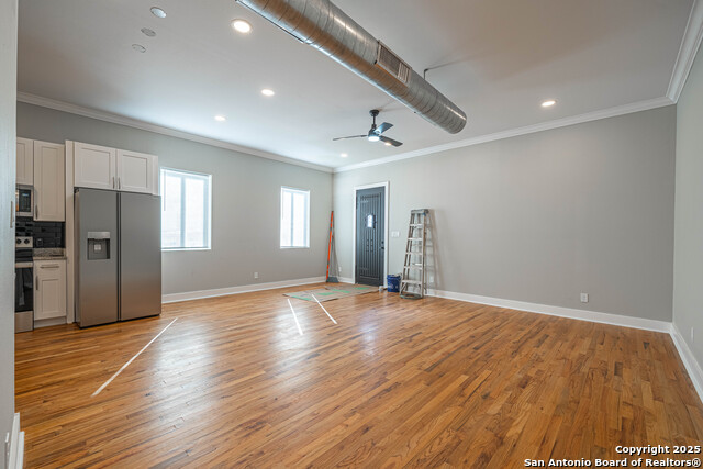 Image 20 of 48 For 118 Clark Ave