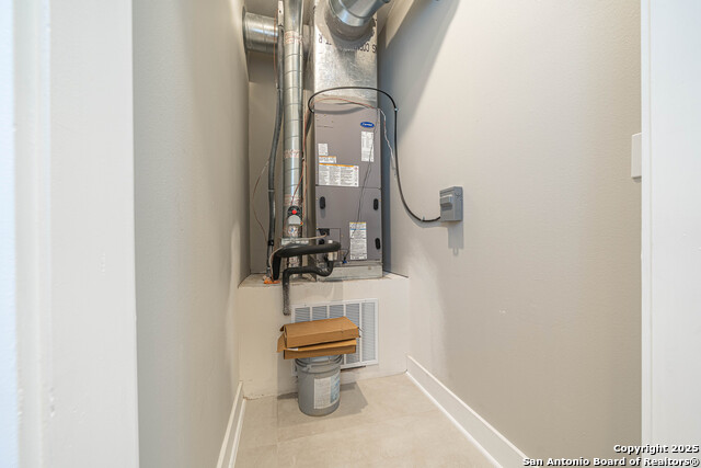 Image 23 of 48 For 118 Clark Ave