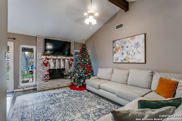 Image 3 of 15 For 4675 Wetz