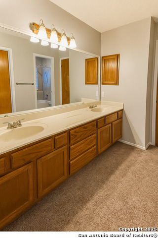 Image 13 of 17 For 13911 Hohmann Ct