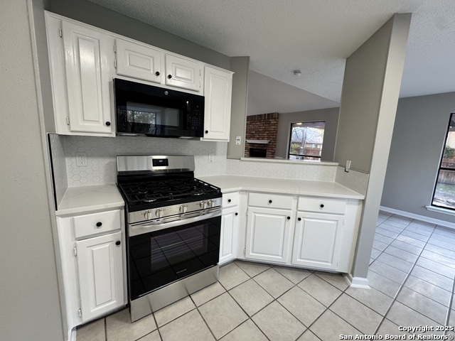 Image 13 of 49 For 11858 Amy Frances