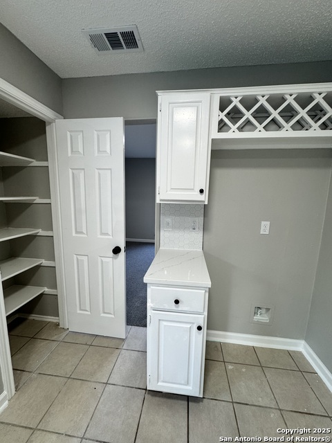 Image 22 of 49 For 11858 Amy Frances