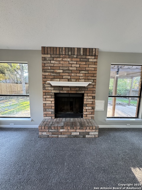 Image 23 of 49 For 11858 Amy Frances