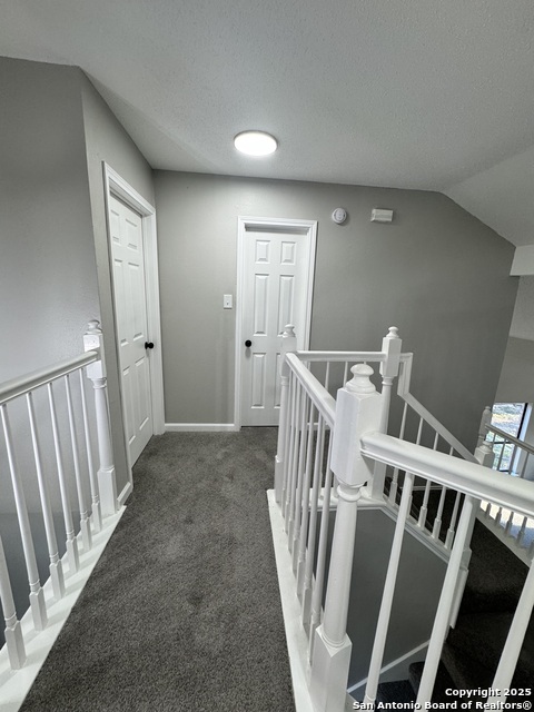 Image 28 of 49 For 11858 Amy Frances