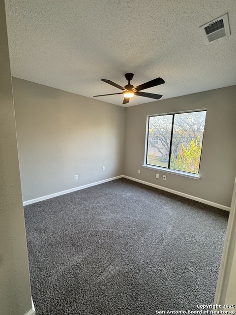 Image 29 of 49 For 11858 Amy Frances