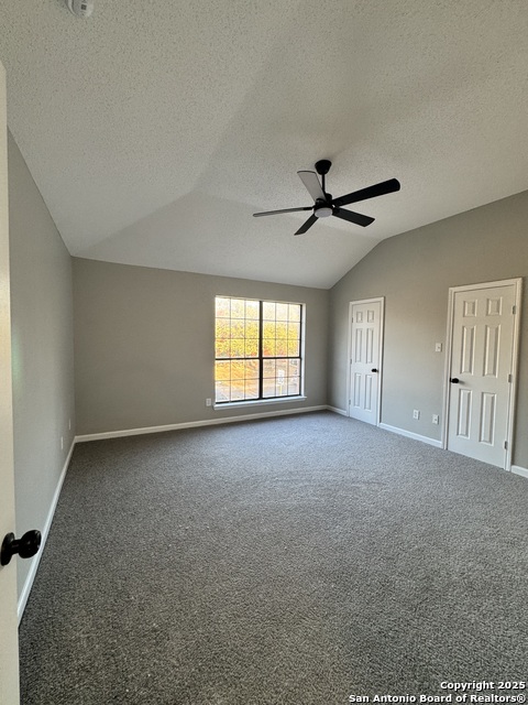 Image 32 of 49 For 11858 Amy Frances