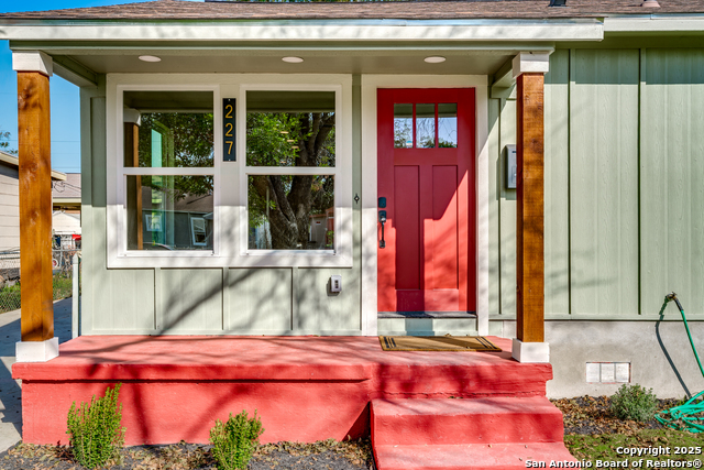 Image 5 of 30 For 227 Burke Ave