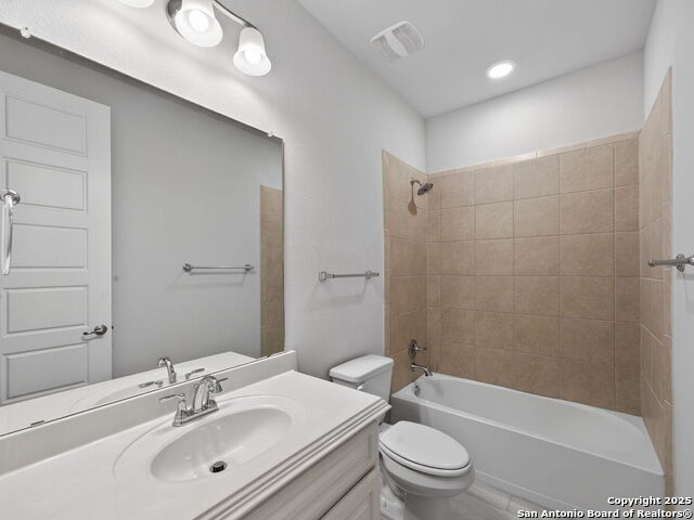 Image 24 of 33 For 119 Branson  