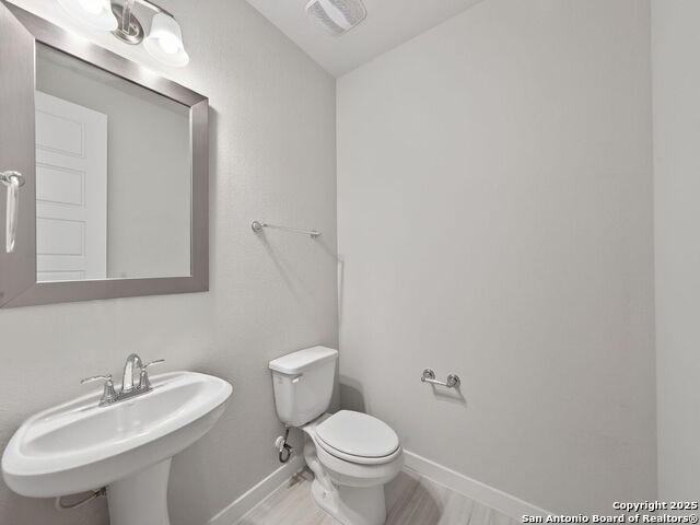 Image 26 of 33 For 119 Branson  