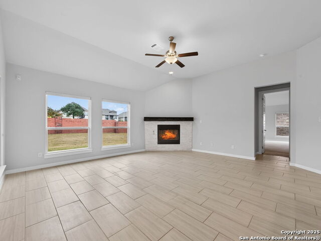 Image 8 of 33 For 119 Branson  