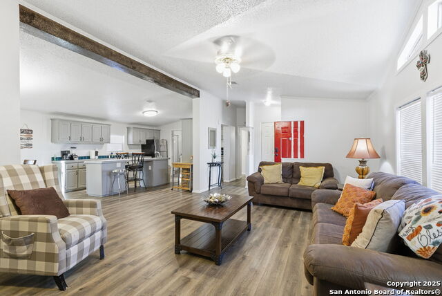 Image 26 of 61 For 247 Covey  