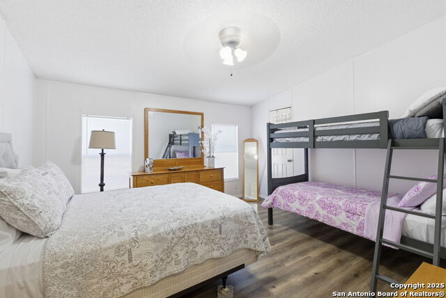 Image 28 of 61 For 247 Covey  