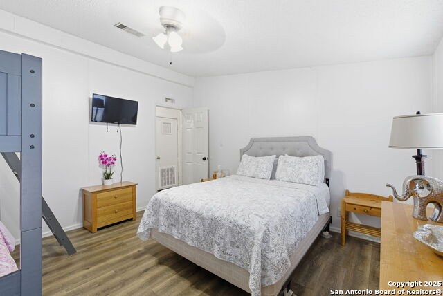 Image 29 of 61 For 247 Covey  