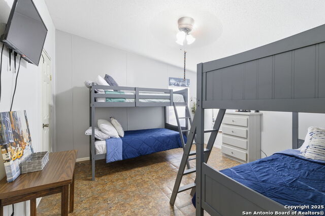 Image 30 of 61 For 247 Covey  