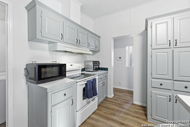 Image 40 of 61 For 247 Covey  