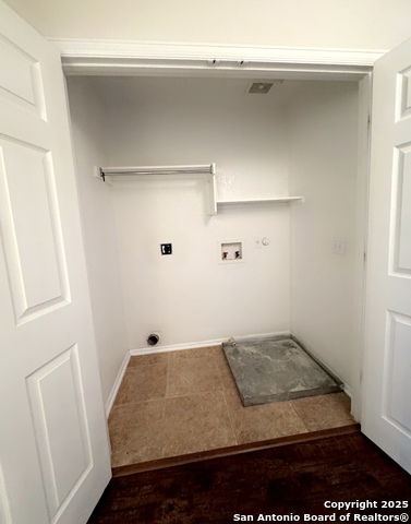 Image 10 of 13 For 2509 Grayson Cir