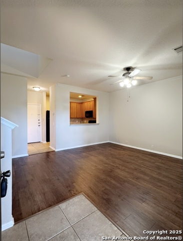 Image 2 of 13 For 2509 Grayson Cir