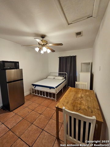 Image 3 of 5 For 12014 El Sendero B