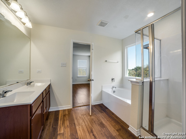 Image 23 of 37 For 1306 Hummingbird