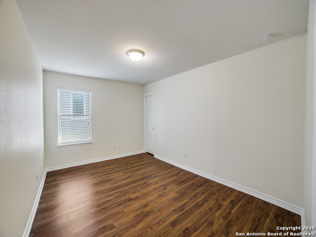 Image 27 of 37 For 1306 Hummingbird