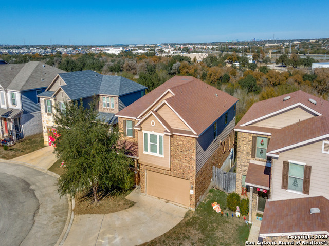 Image 32 of 37 For 1306 Hummingbird