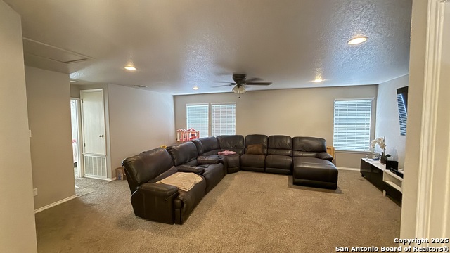 Image 17 of 25 For 10239 Huisache Field