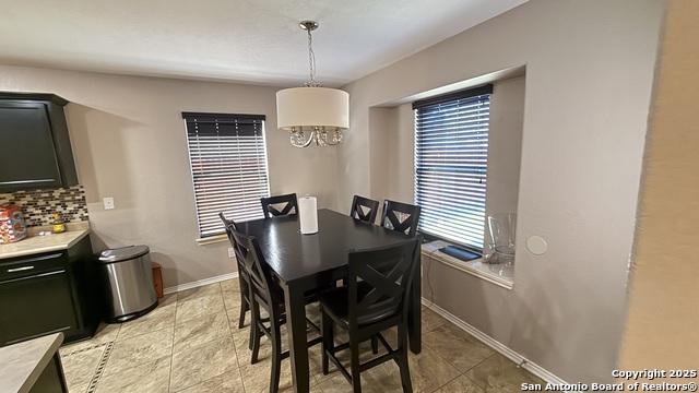 Image 5 of 25 For 10239 Huisache Field