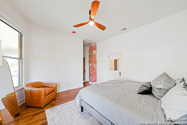 Image 18 of 19 For 540 Adams  