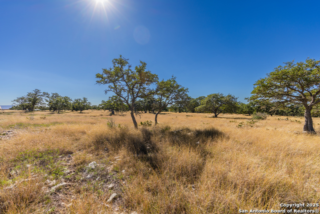 Image 3 of 25 For 000 Cattlemans Crossing Dr