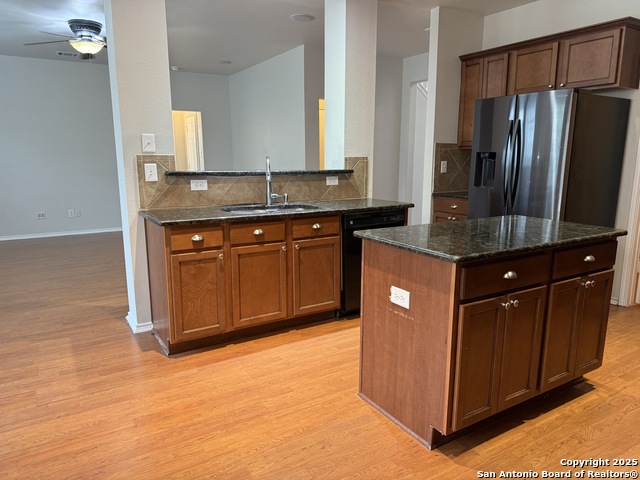 Image 5 of 25 For 122 Carmel