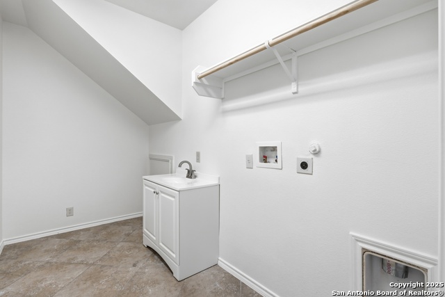 Listing photo id 32 for 3009 Prairie