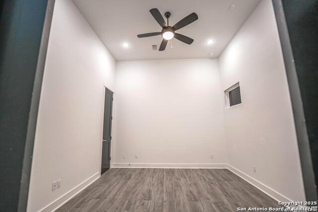 Image 15 of 43 For 2109 Bella Vista