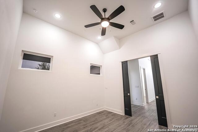 Image 16 of 43 For 2109 Bella Vista