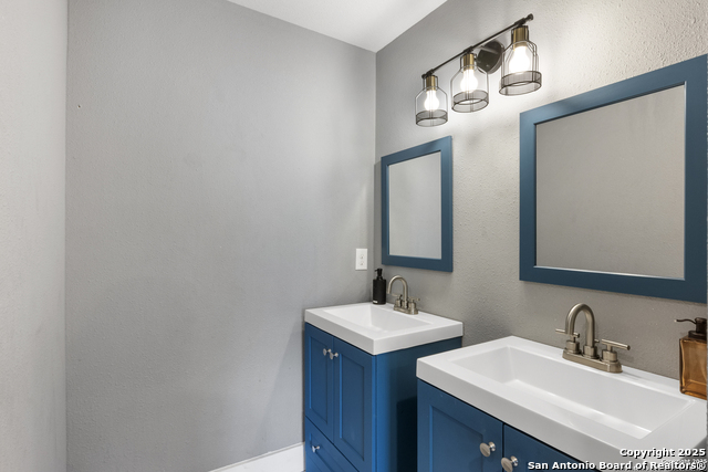 Image 13 of 23 For 838 Gulf  