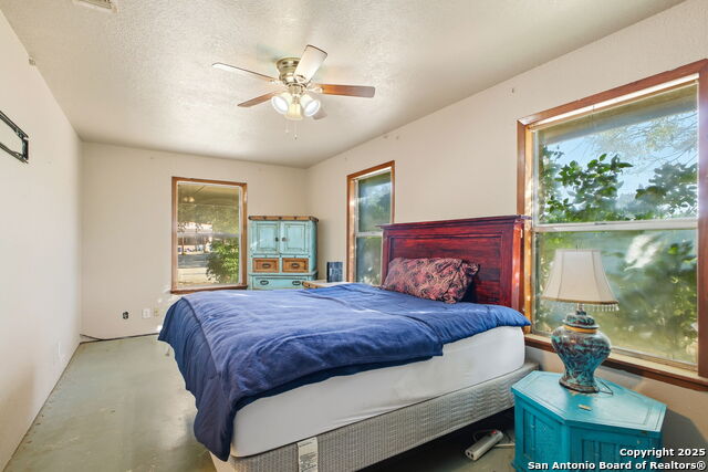 Image 10 of 51 For 18668 Bandera