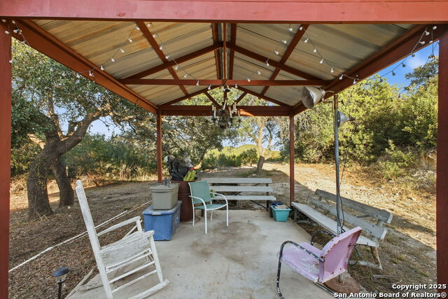 Image 24 of 51 For 18668 Bandera