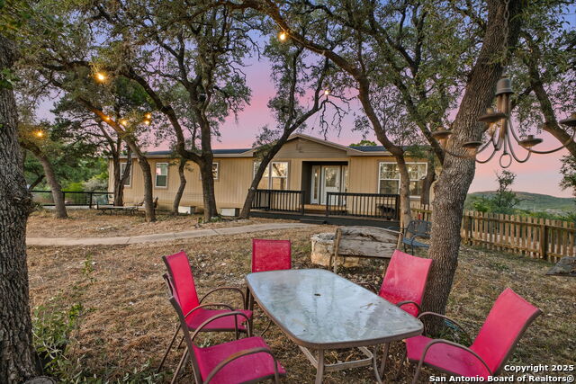 Image 32 of 51 For 18668 Bandera