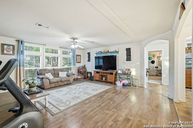 Image 39 of 51 For 18668 Bandera