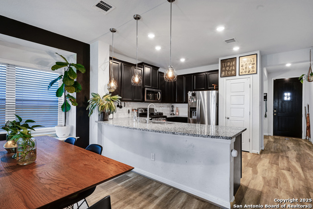 Image 7 of 28 For 5214 Seashore