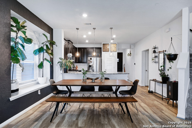 Image 9 of 28 For 5214 Seashore