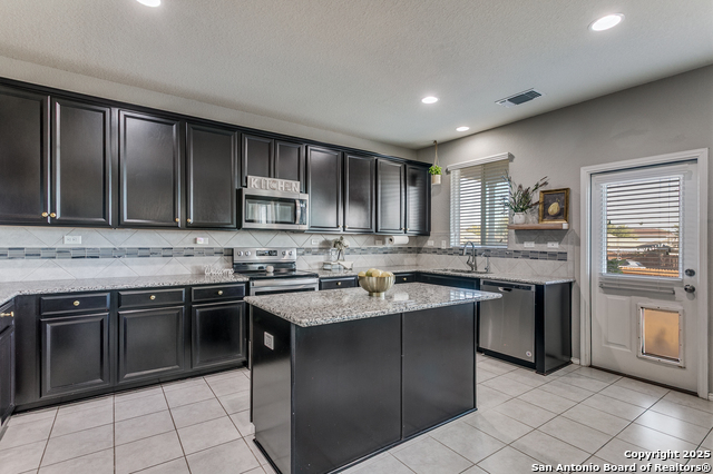 Image 11 of 23 For 9846 Silver Mist