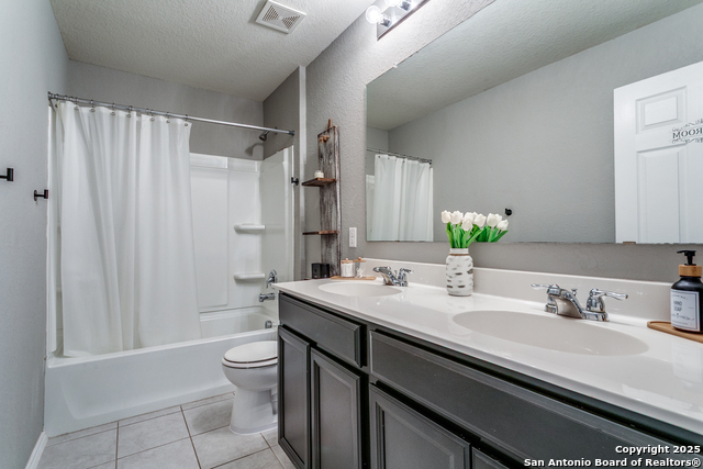 Image 20 of 23 For 9846 Silver Mist