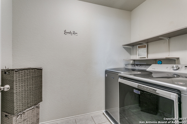 Image 22 of 23 For 9846 Silver Mist