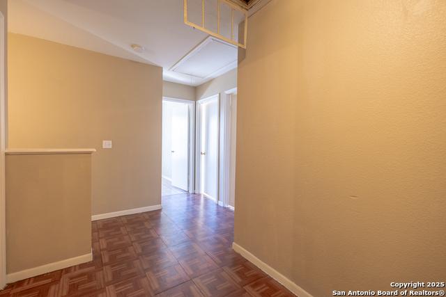 Image 20 of 21 For 7561 Windsor Oaks