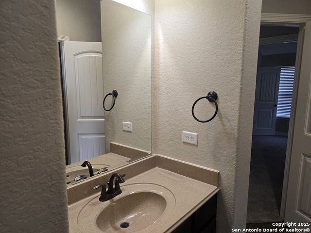 Image 23 of 32 For 8719 Kallison Arbor