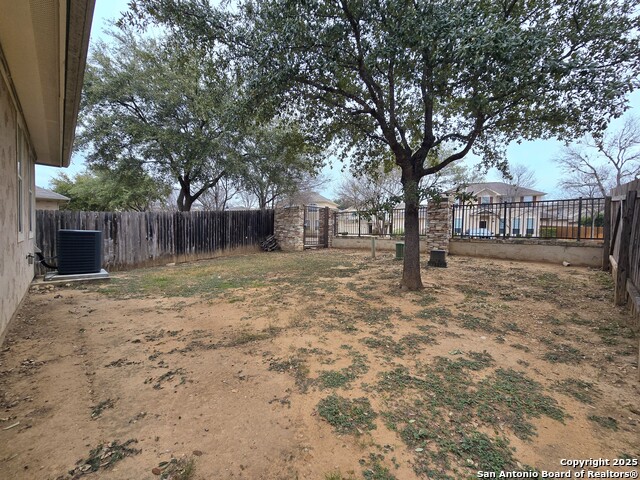 Image 17 of 18 For 12326 Abbey Garden