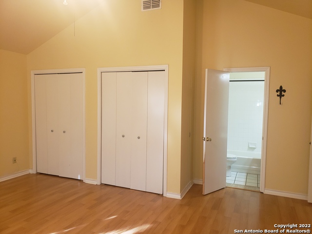 Image 14 of 15 For 111 Brackenridge N